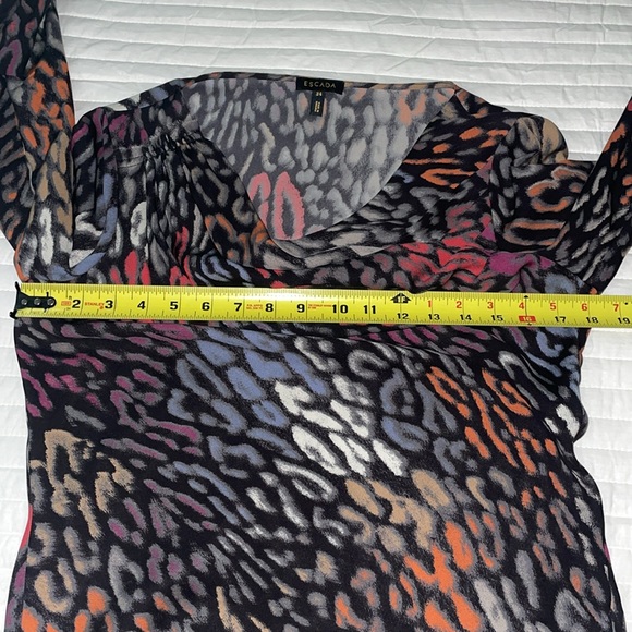 Escada silk animal print long sleeve blouse size 34/small - Picture 8 of 10
